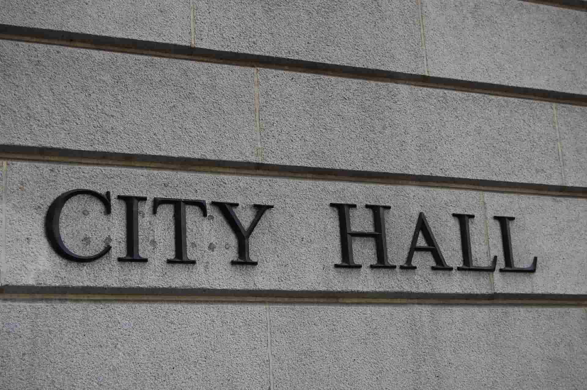 ACCESS CONTROL FOR TOWN HALLS